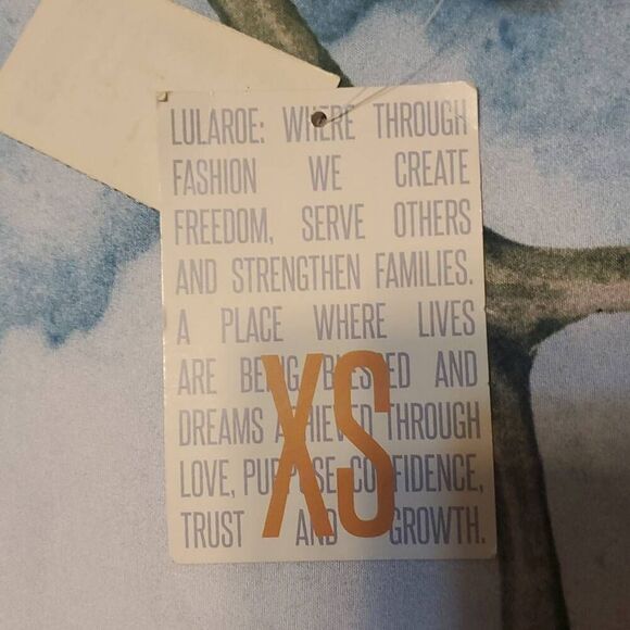 NWT LULAROE WOMENS TOP - Picture 5 of 5